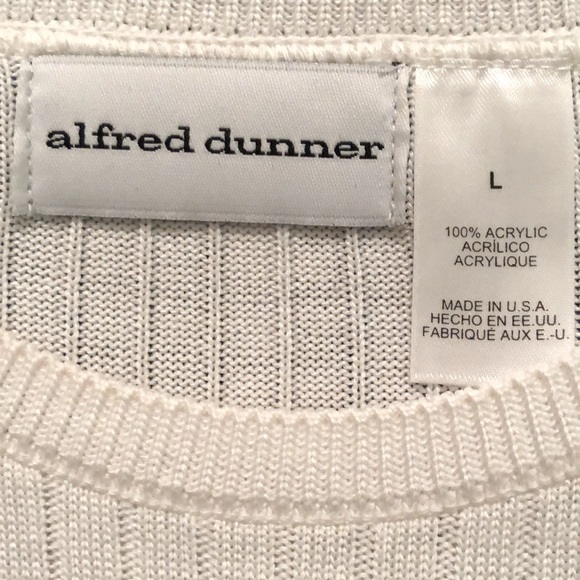 Women’s Ribbed Shell with Knitted Design - Picture 4 of 7